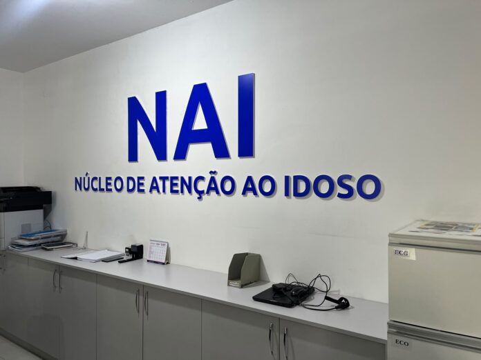 Entrada do Núcleo de Atenção ao Idoso (NAI), na Rua Angelina, em Balneário Camboriú