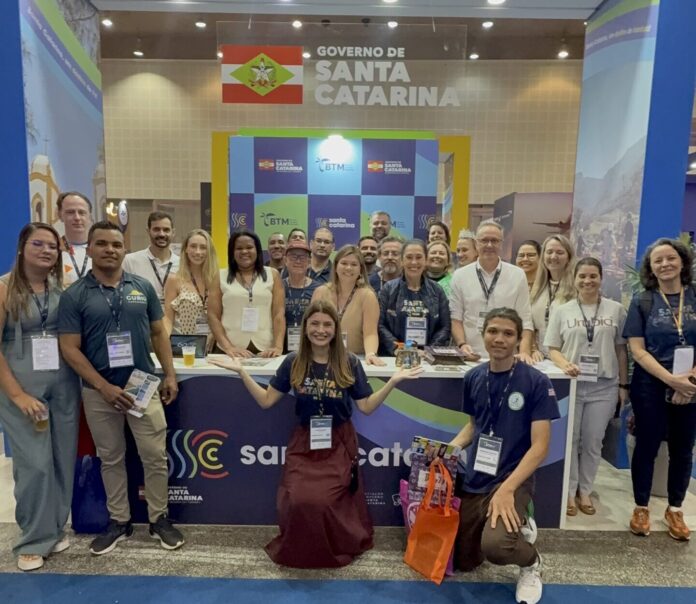 Espaço de Santa Catarina na Brazil Travel Market, feira de turismo realizada em Fortaleza